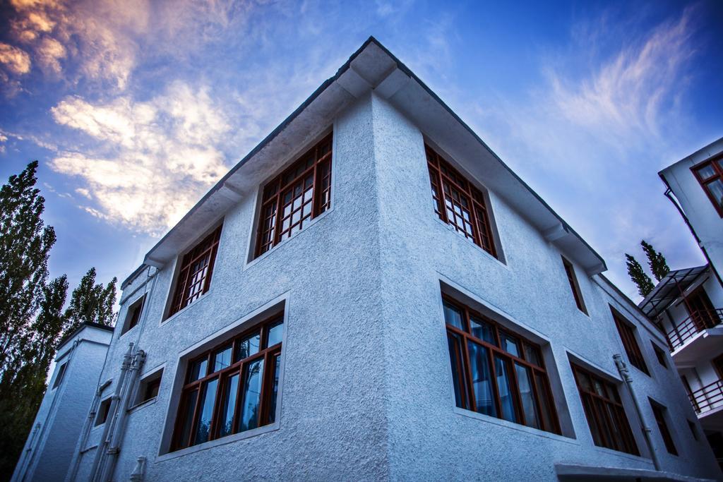 Horzay Hotel Leh Exterior photo